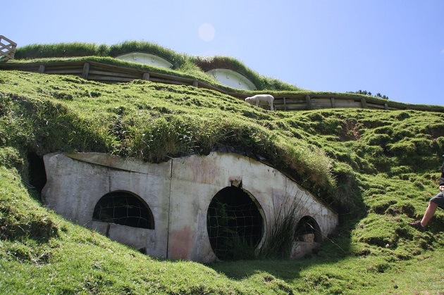 New Zealand Hobbiton hole