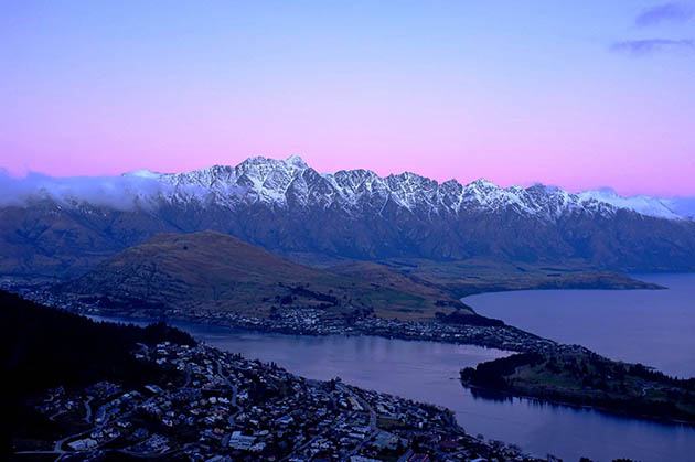 Queenstown skiing