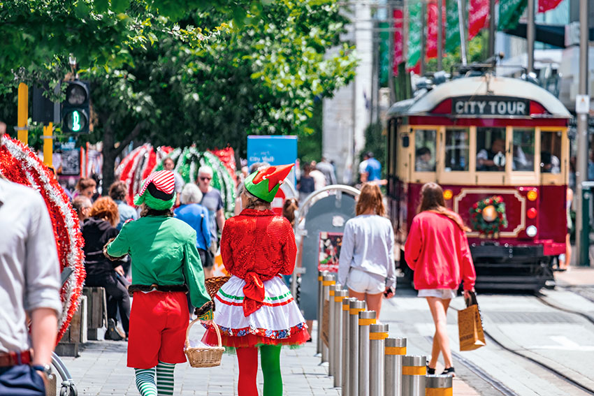 2018 DEC 22, New Zealand, Christchurch, Tram and toursit in city centre..