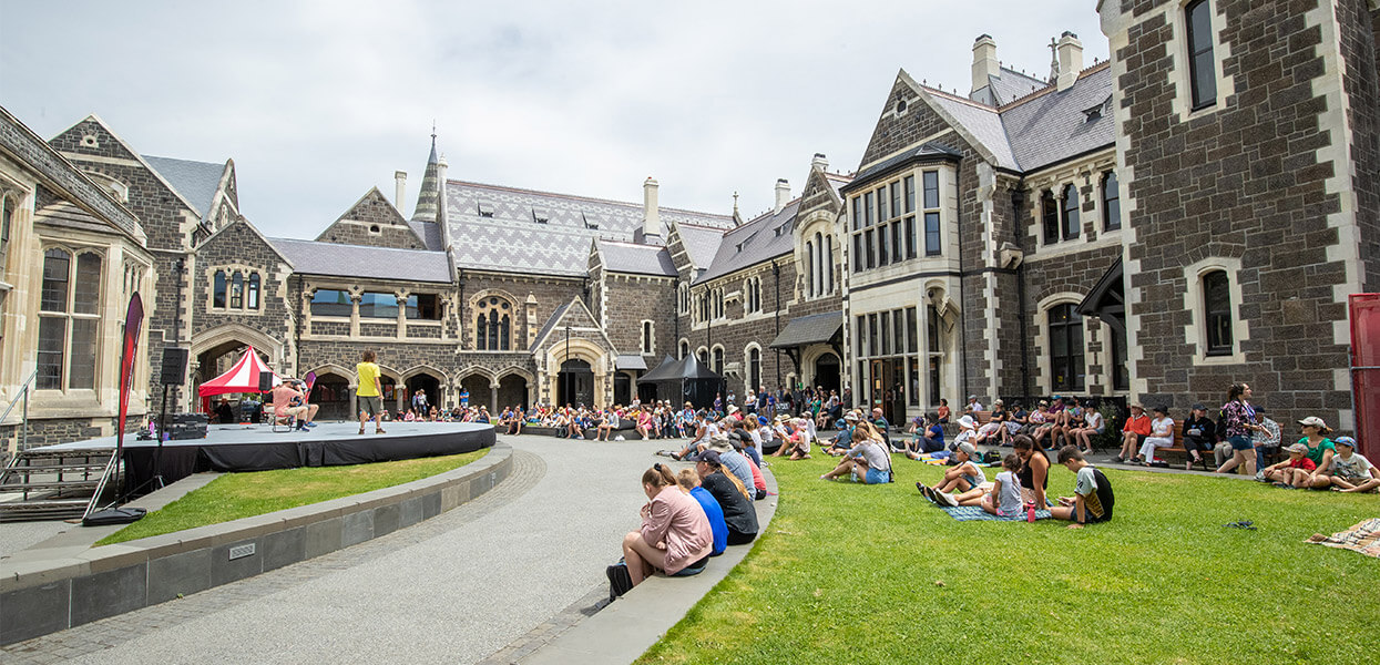 Christchurch Art Gallery & The Arts Centre te Matatiki Toi Ora