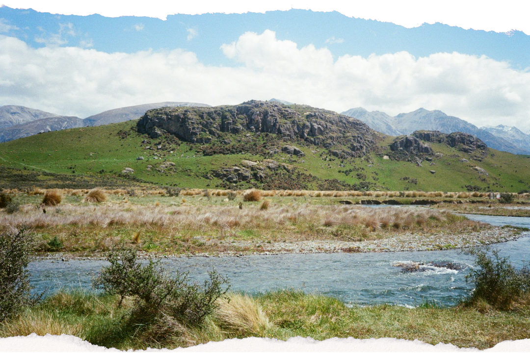 Mount Sunday standing alone in the Hakatere high country, the filming location of Edoras